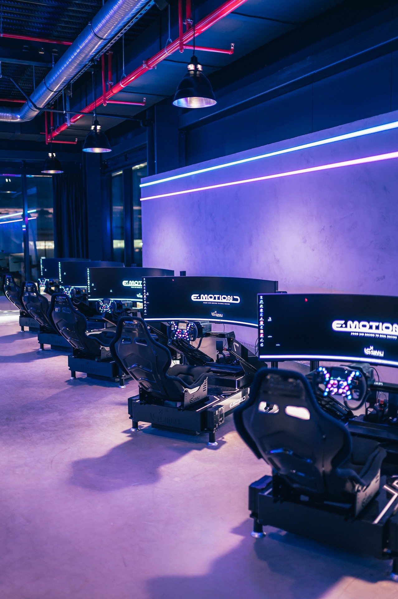 Sim Racing seats at E-MOTION