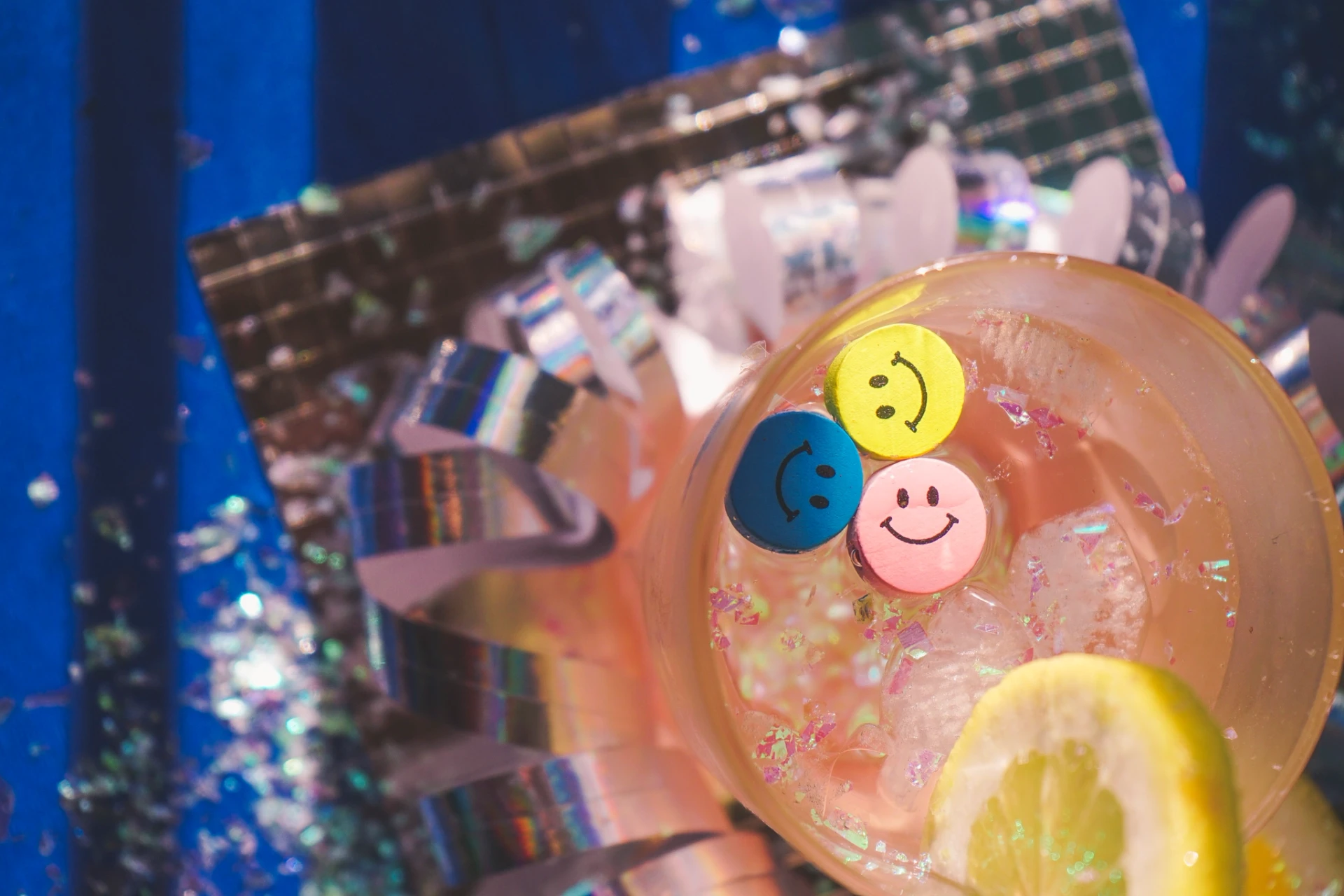 90’s & 2000’s PARTY (& BLACK FRIDAY)